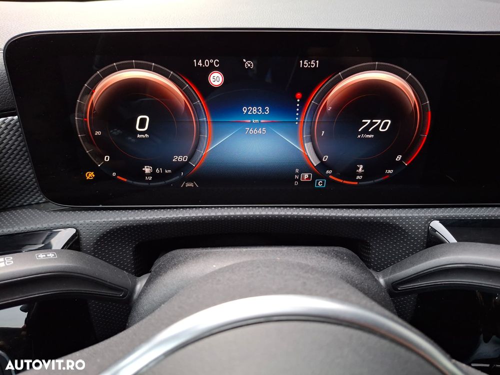 Mercedes-Benz CLA 180 7G-DCT - 24