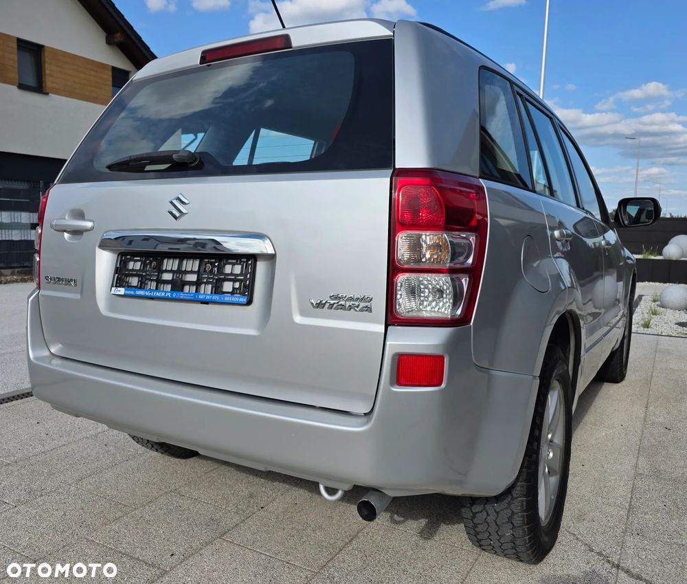 Suzuki Grand Vitara 2.4 Comfort - 6