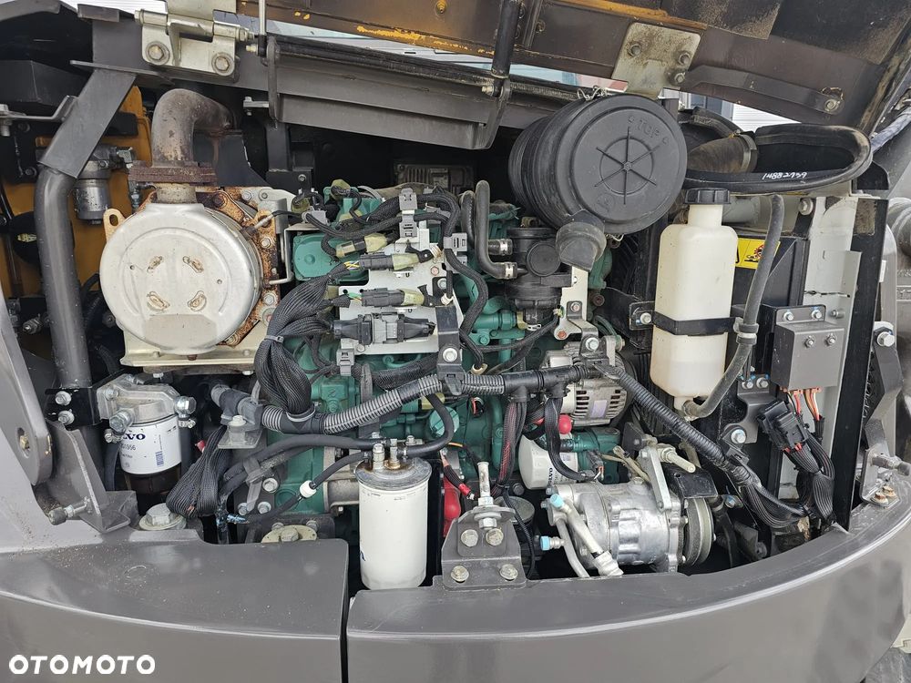 Volvo ECR88D - 13