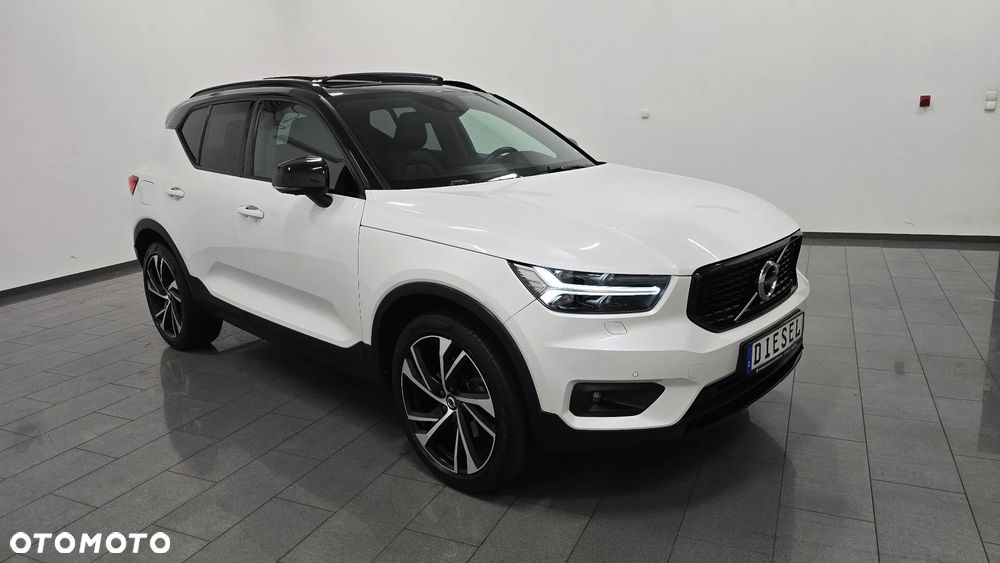 Volvo XC 40 D4 AWD Geartronic R-Design - 2
