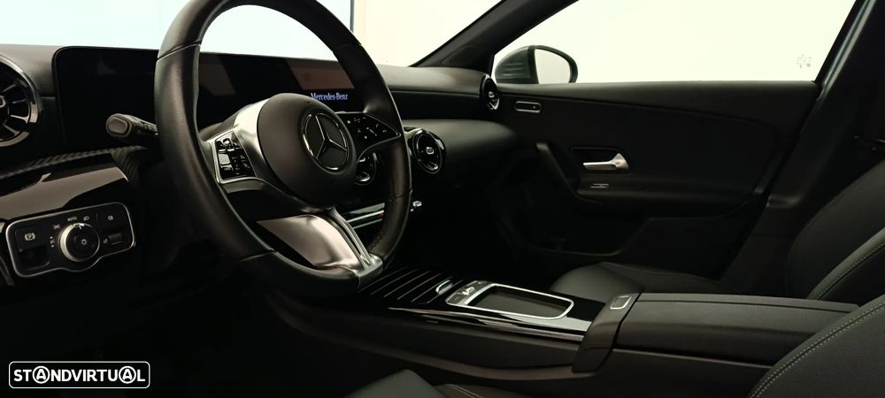 Mercedes-Benz A 250 e - 21