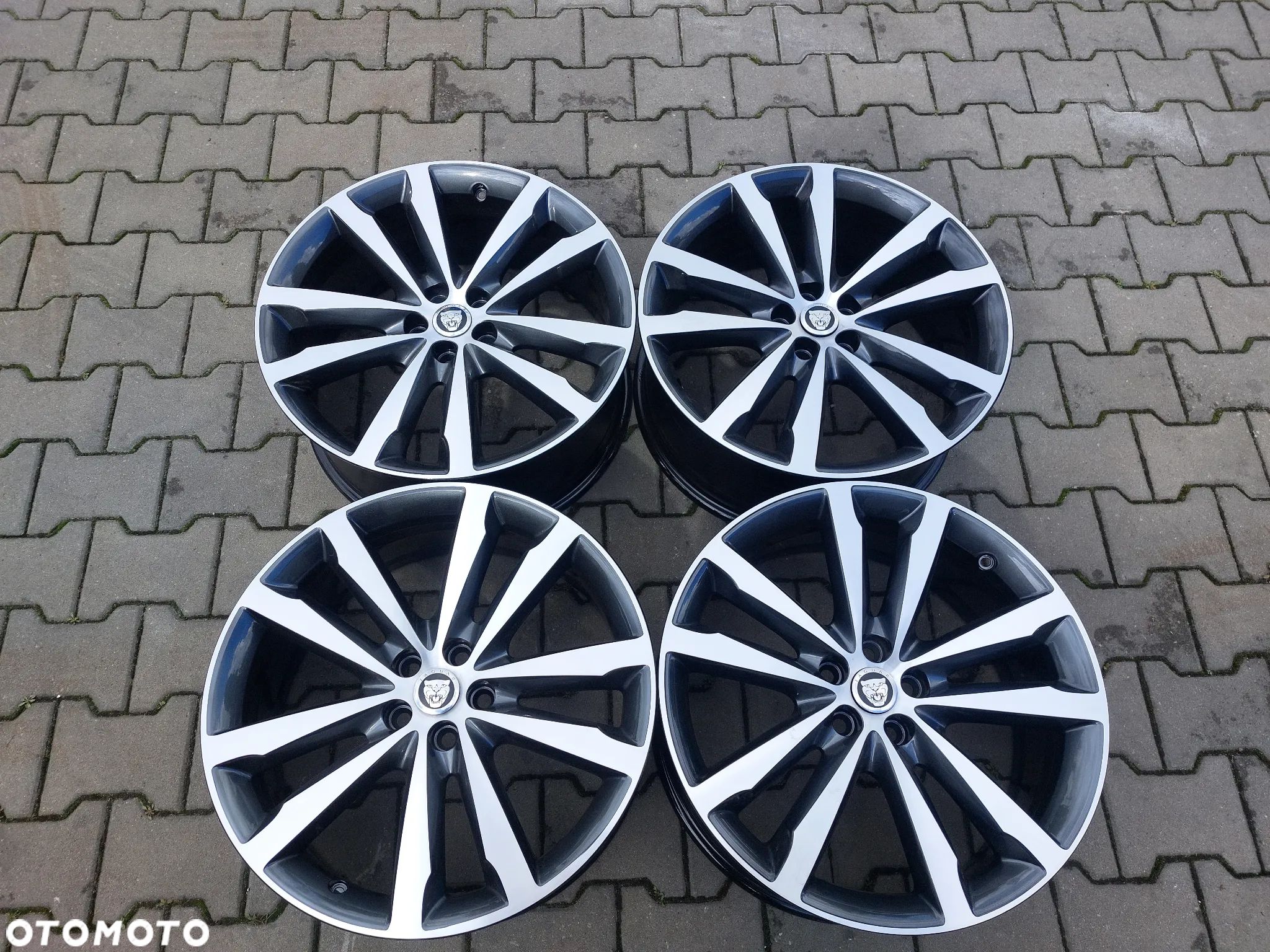 JAGUAR XF FELGI ALUMINIOWE R20 8.5J ET49 5X108 ORYGINAŁ ODŚWIEŻONE! - 1