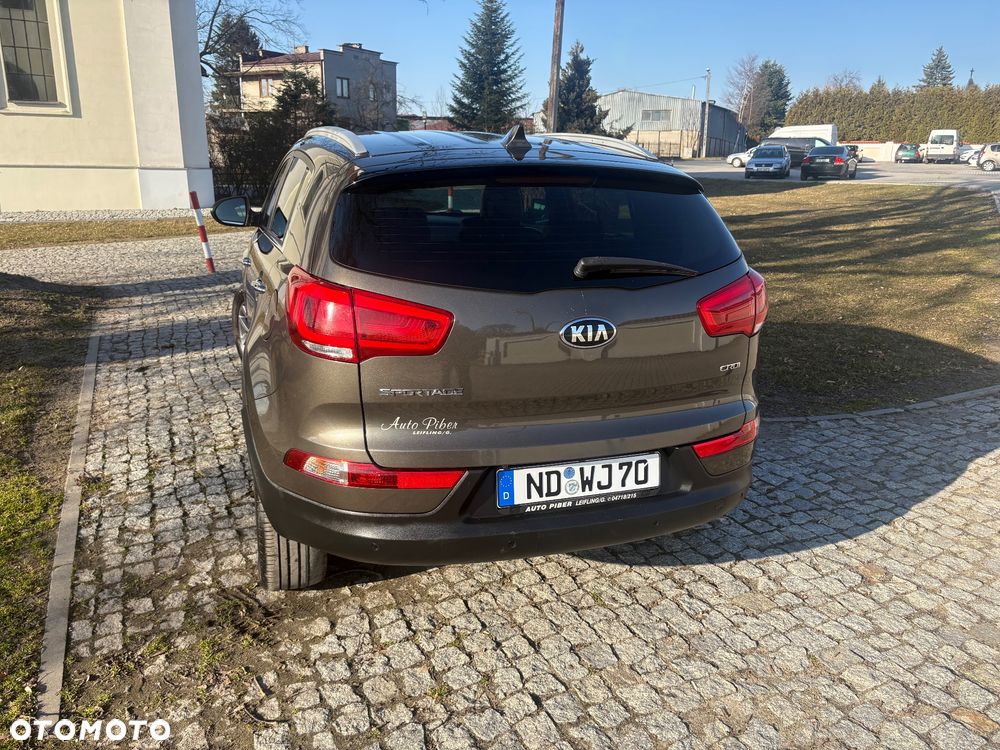 Kia Sportage 2.0 CRDI 4WD Fifa World Cup Edition - 9