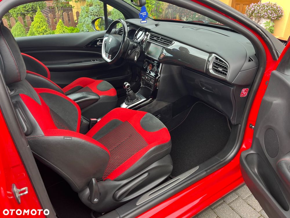Citroën DS3 THP 155 Red Edition - 10