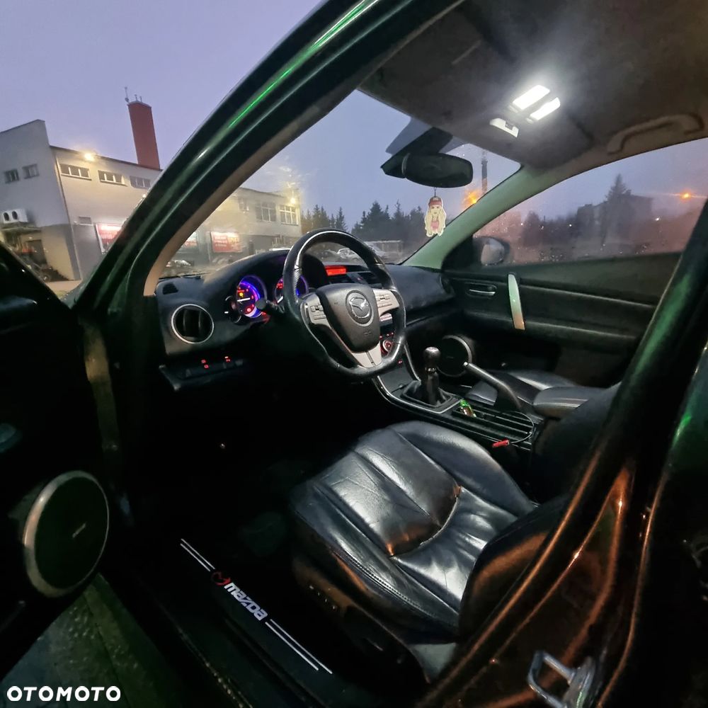 Mazda 6 2.0 CD Exclusive + - 8