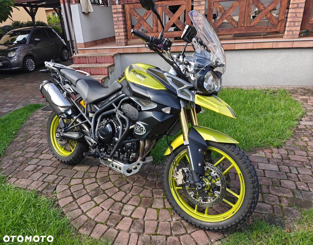 Triumph Tiger - 1