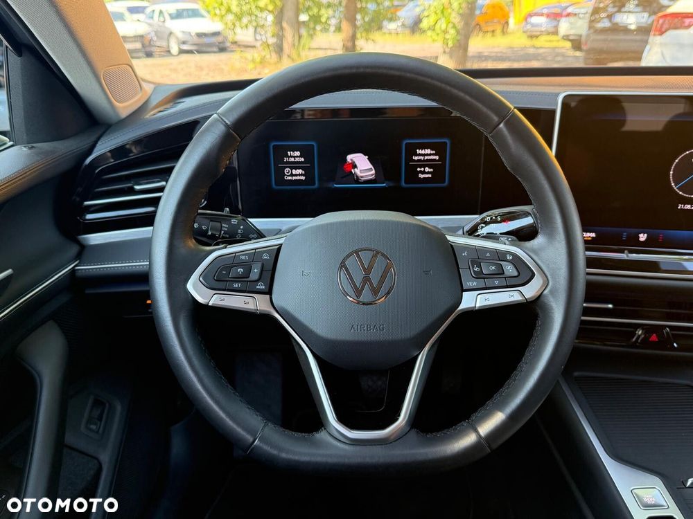 Volkswagen Passat - 6