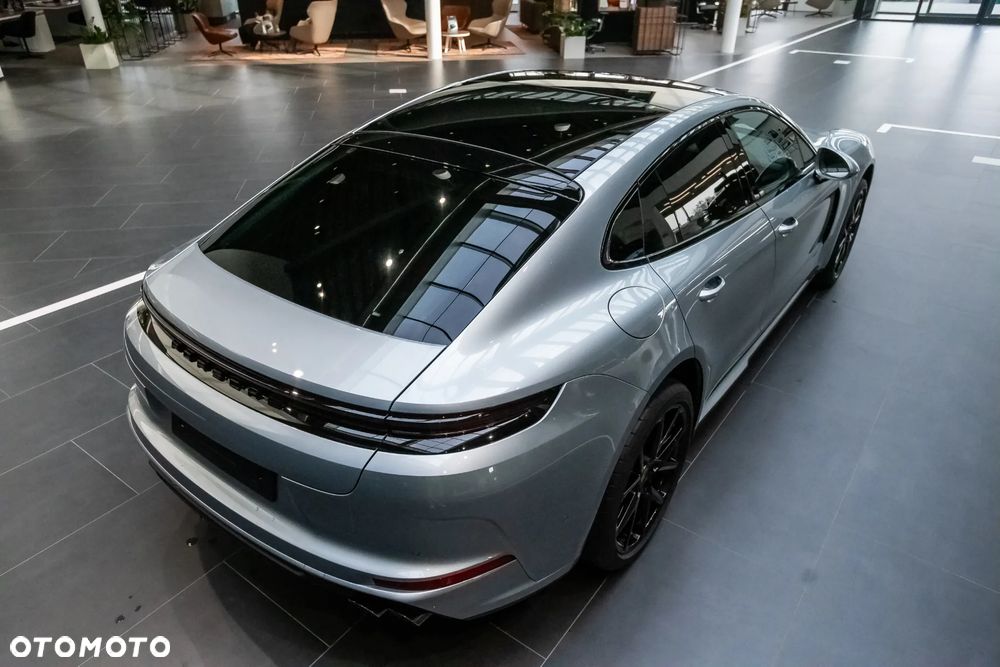 Porsche Panamera 4 - 6