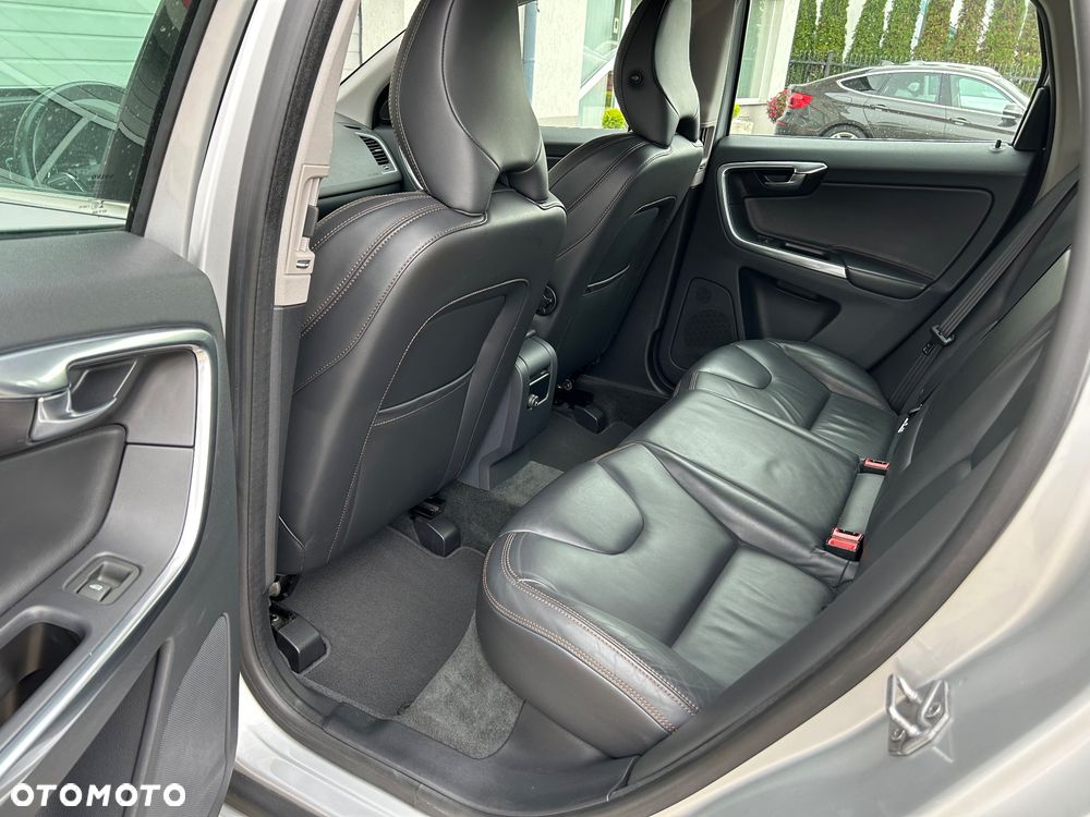 Volvo XC 60 - 11