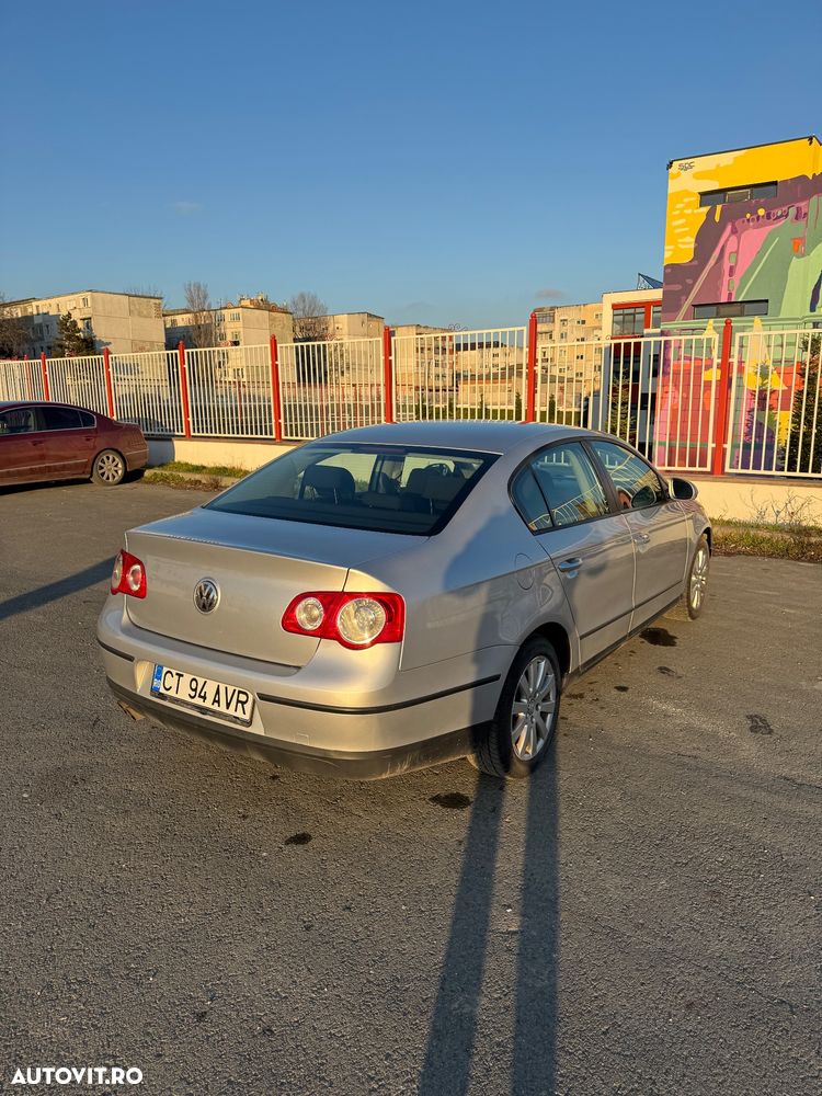Volkswagen Passat 2.0TDI Comfortline DPF - 5