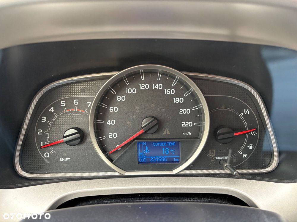 Toyota RAV4 2.0 D-4D Prestige - 13