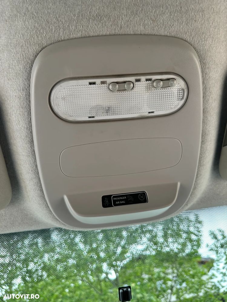 Opel VIVARO - 25