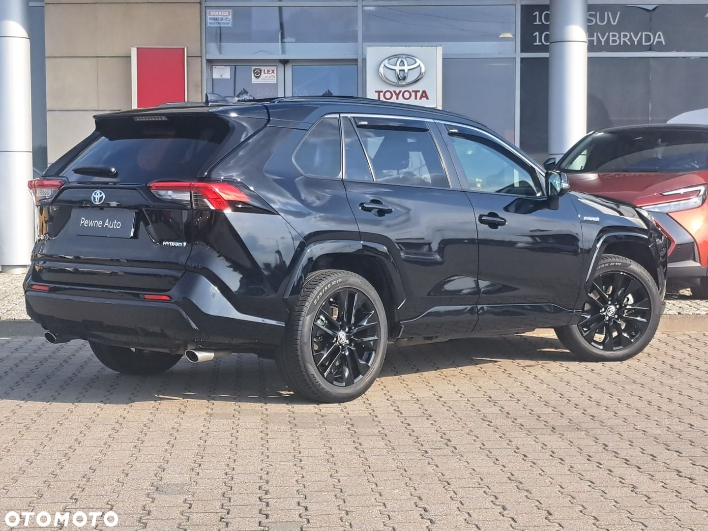 Toyota RAV4 2.5 Hybrid Black Edition by JBL 4x2 - 5