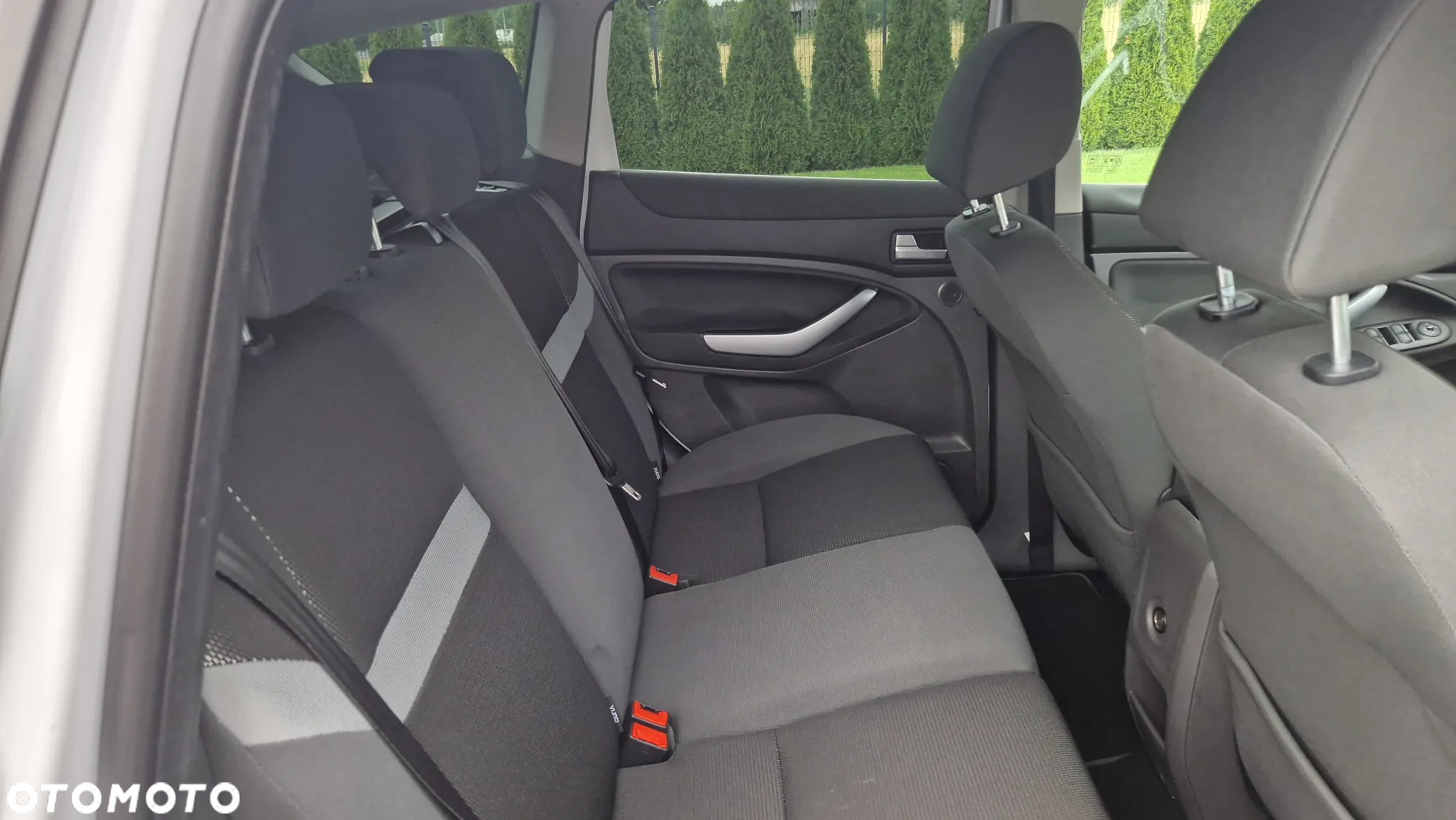 Ford Kuga 2.0 TDCi 2x4 Champions Edition - 28