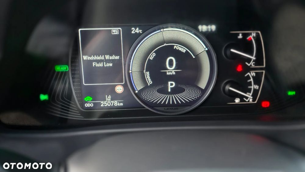 Lexus UX 250h GPF F Impression 2WD - 28