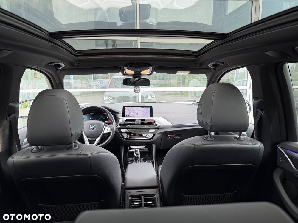 BMW X3 xDrive20d xLine - 28
