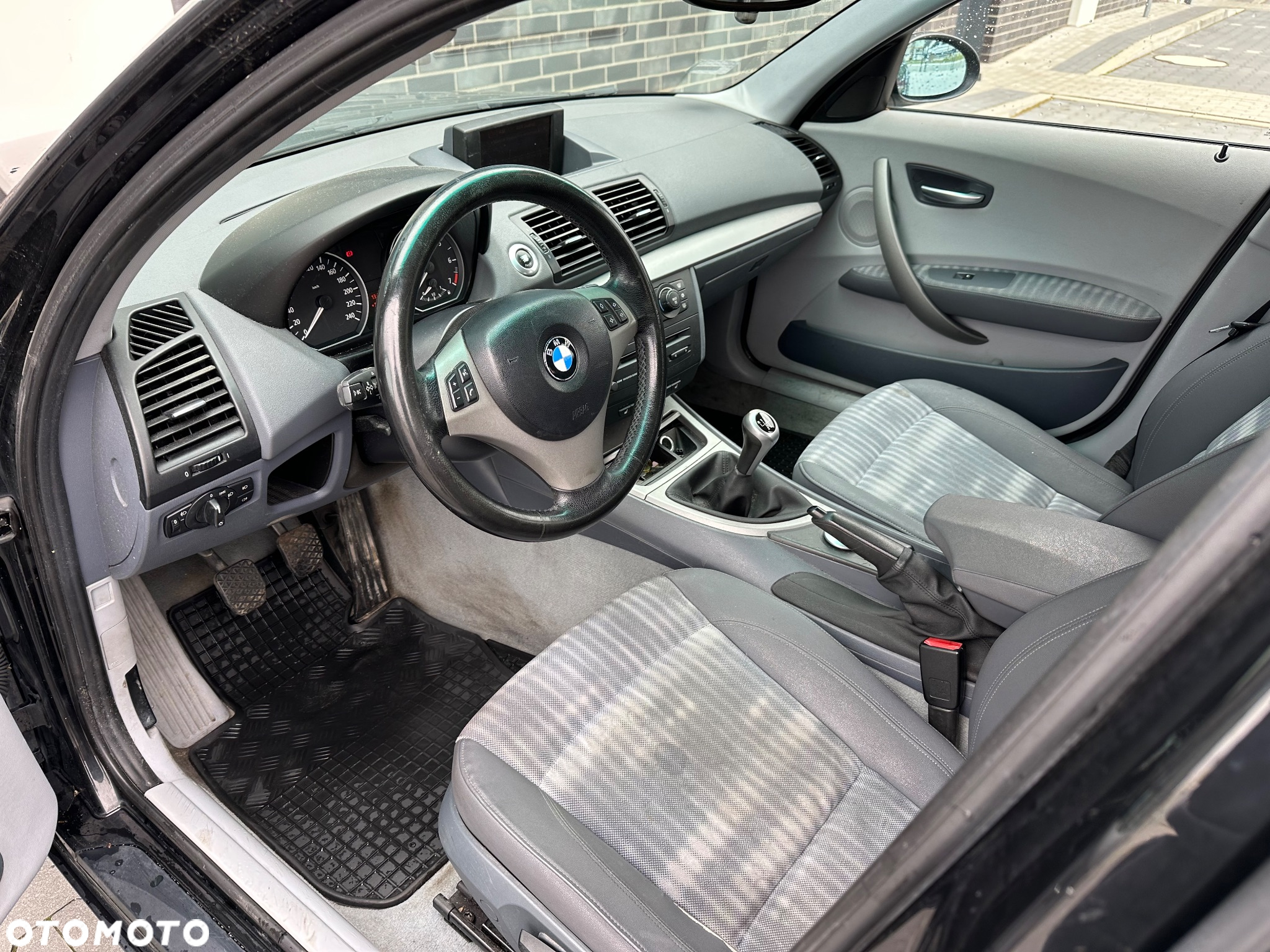 BMW Seria 1 118i - 7
