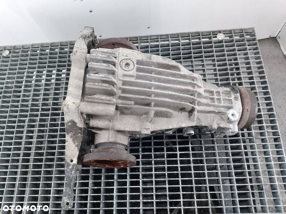 DYFERENCJAŁ TYŁ AUDI A5 ( 8T3 ) 3.0 TDI COUPE 0AR525083B - 2
