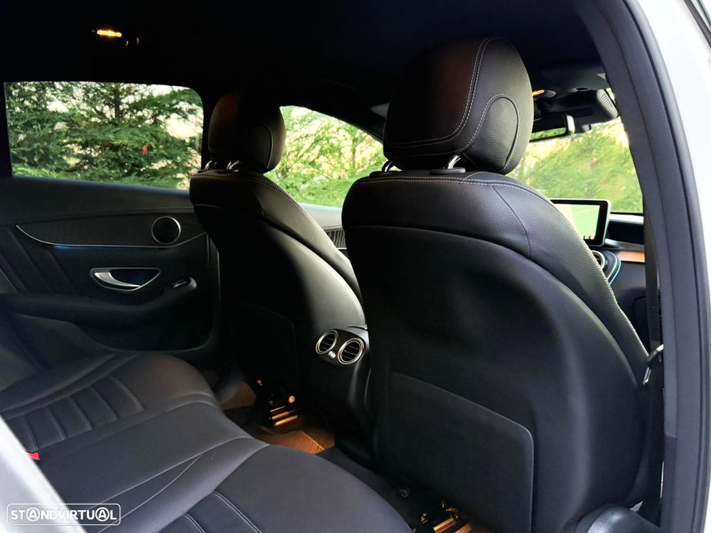 Mercedes-Benz GLC 220 d 4Matic 9G-TRONIC AMG Line - 23