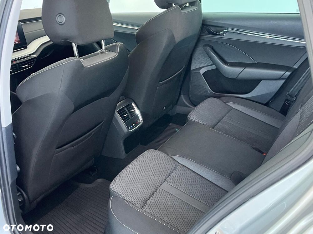 Skoda Octavia 1.5 TSI ACT Style - 28