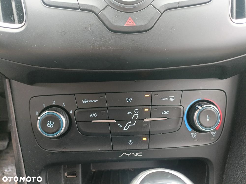 FORD FOCUS MK3 10-19 LIFT 2016 r. panel nawiewu klimatyzacji  * - 1