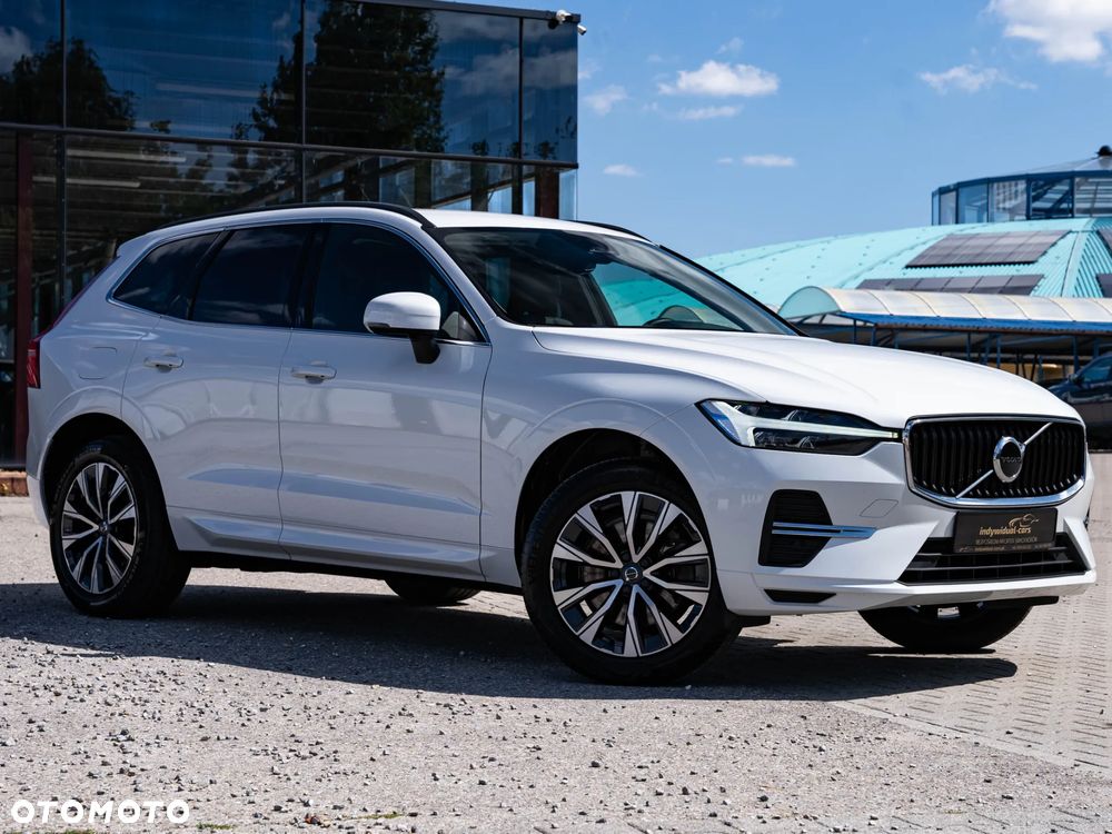 Volvo XC 60 B4 D Geartronic Momentum Pro - 8