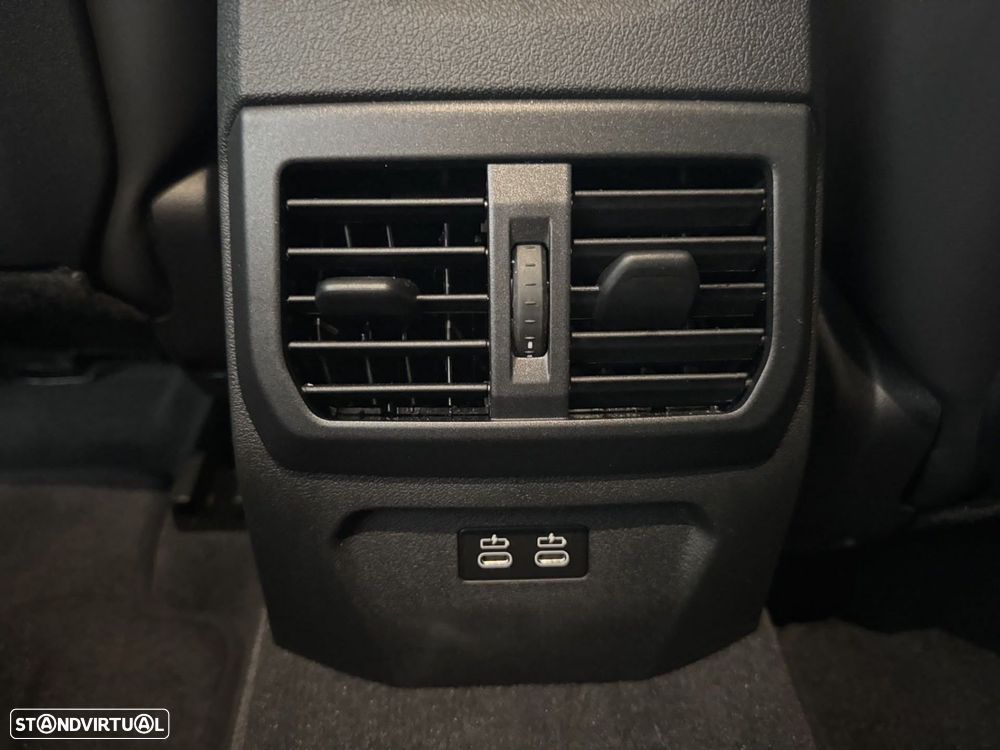BMW M135i xDrive - 18