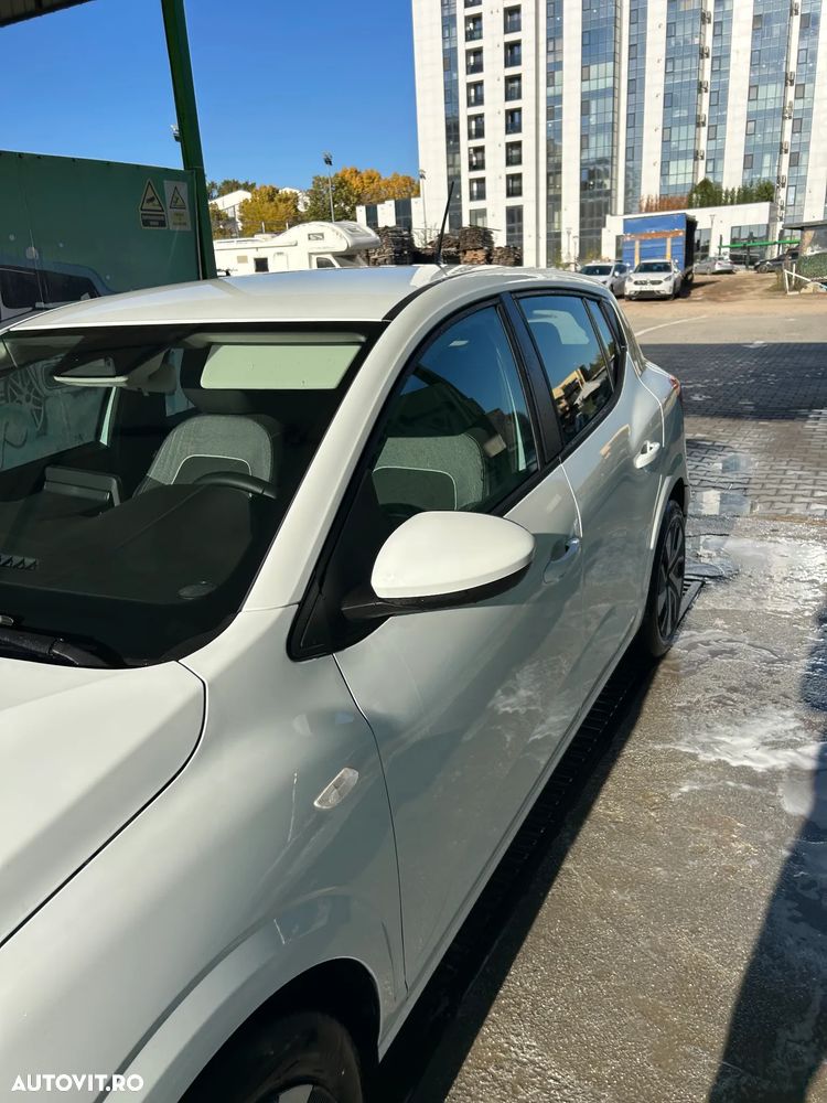 Dacia Sandero TCe 90 MT5 Expression - 12