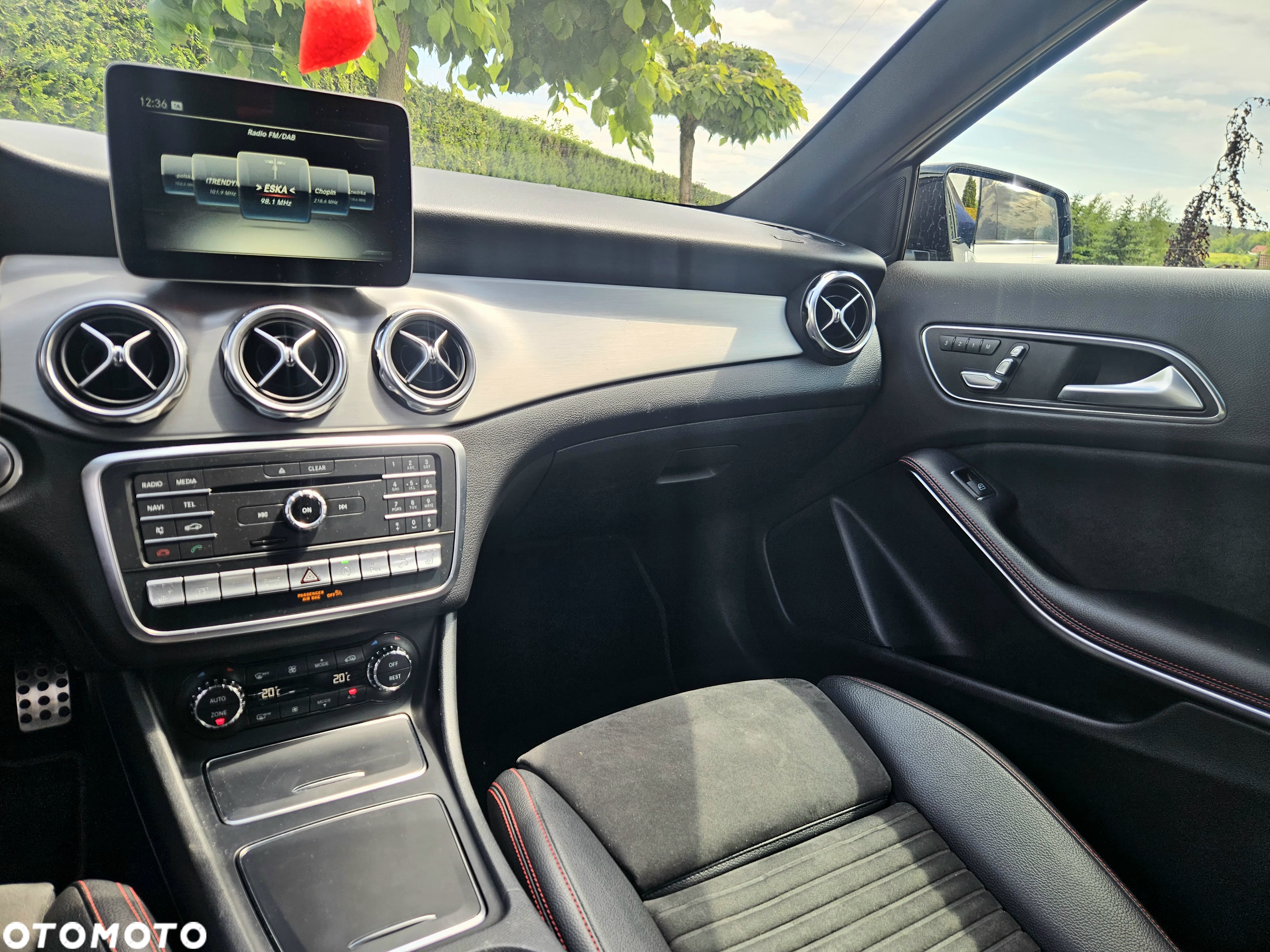 Mercedes-Benz GLA 250 4-Matic - 18