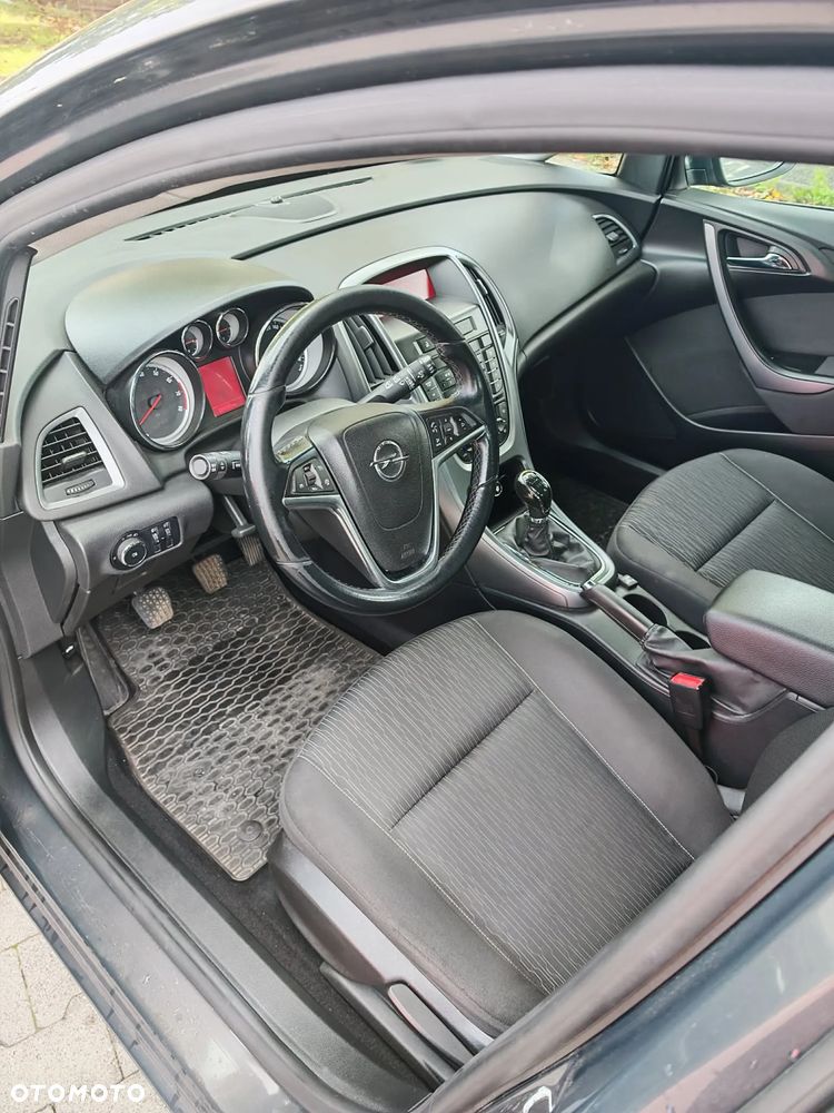 Opel Astra 1.4 T Enjoy - 14
