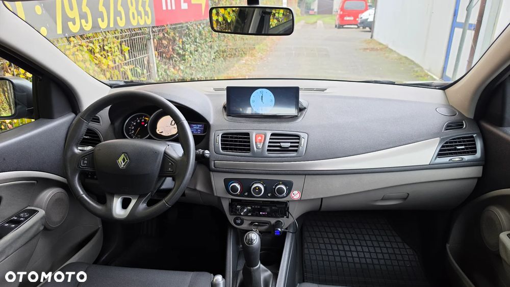 Renault Megane - 11