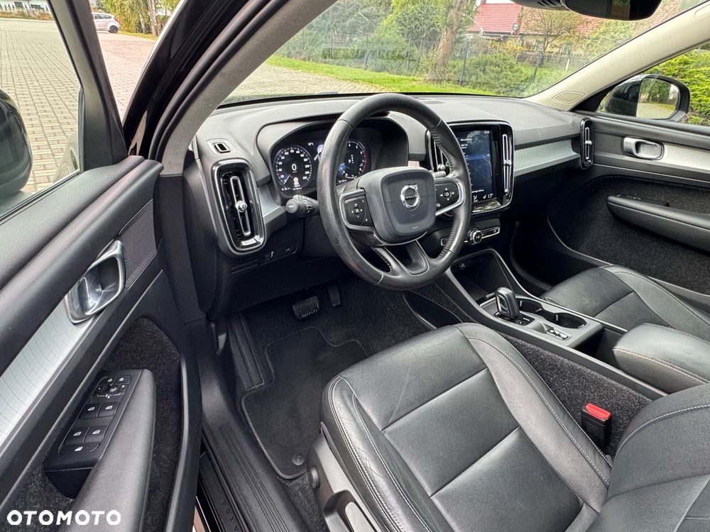 Volvo XC 40 - 8