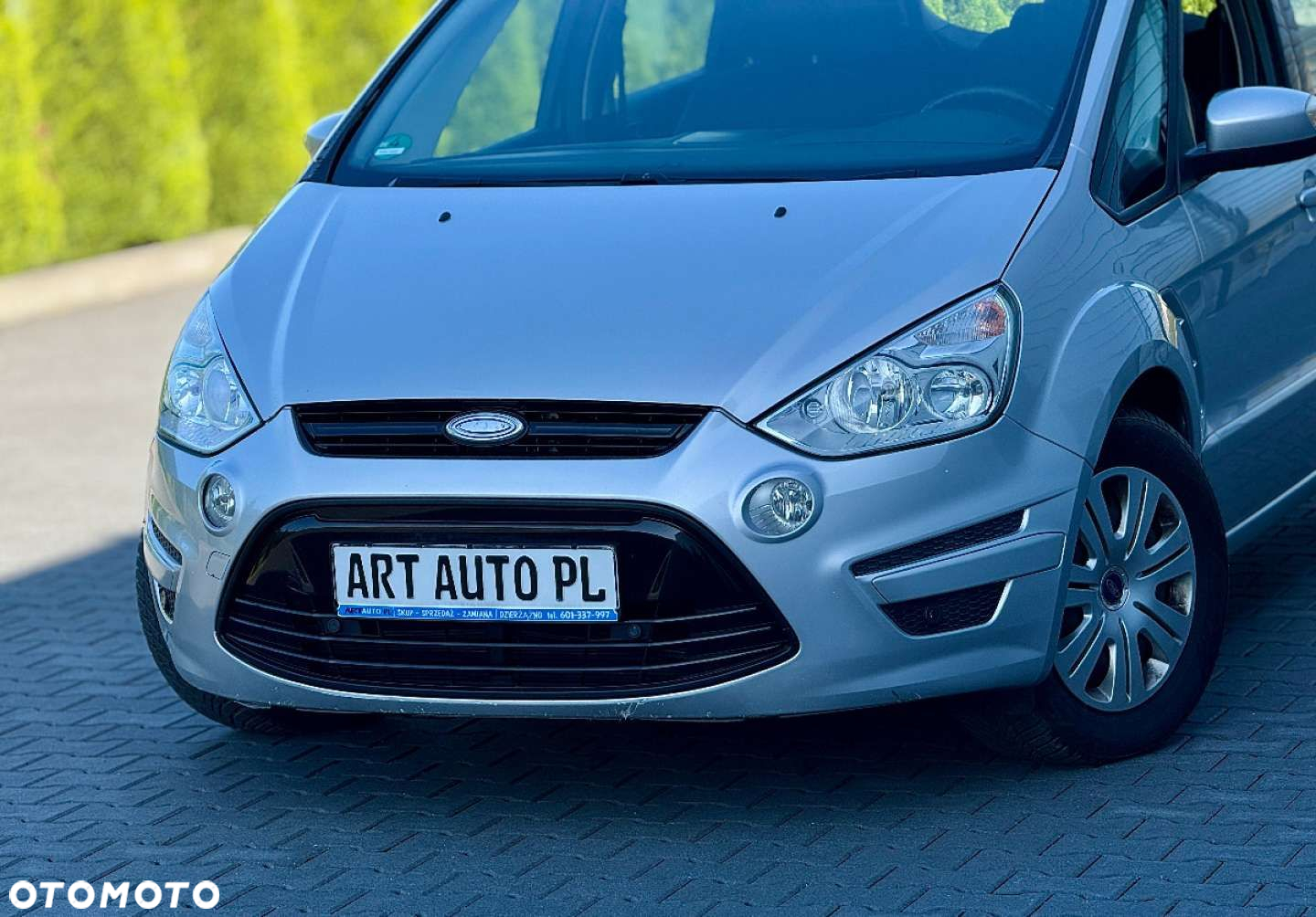 Ford S-Max - 11