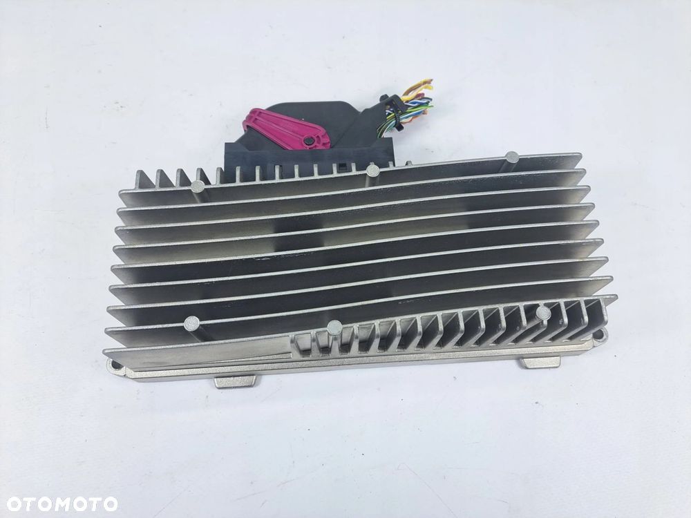 WZMACNIACZ RADIA AUDI A4 B8 A4 Q5 8R0035223G - 1