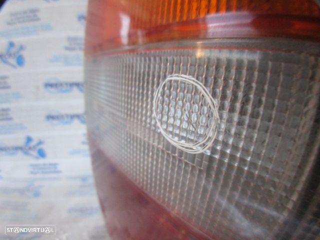 Farol Tras Stop3027 SUZUKI VITARA 1997 1.9D TURBO 75CV 2P VERDE ESQ VALEO Danificado - 2