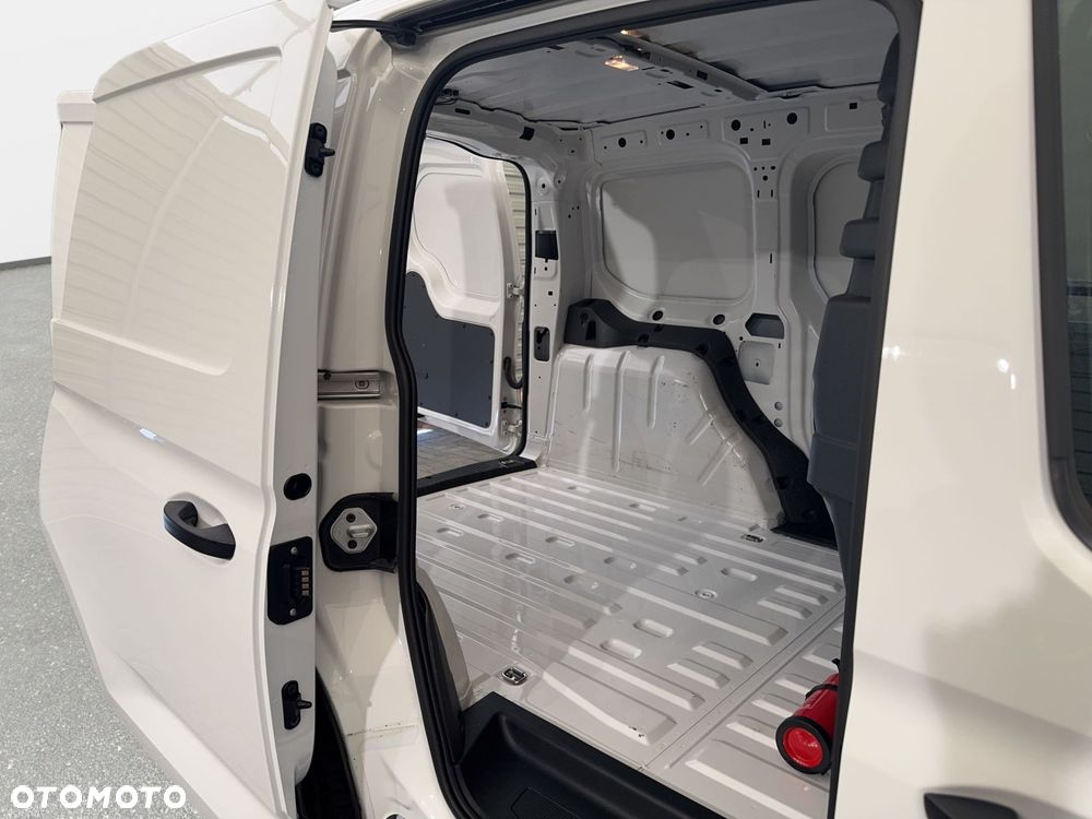 Volkswagen Caddy - 11