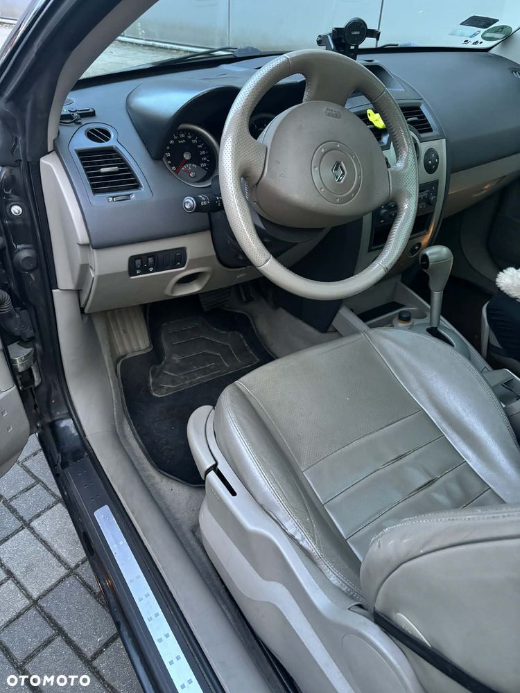 Renault Megane - 5