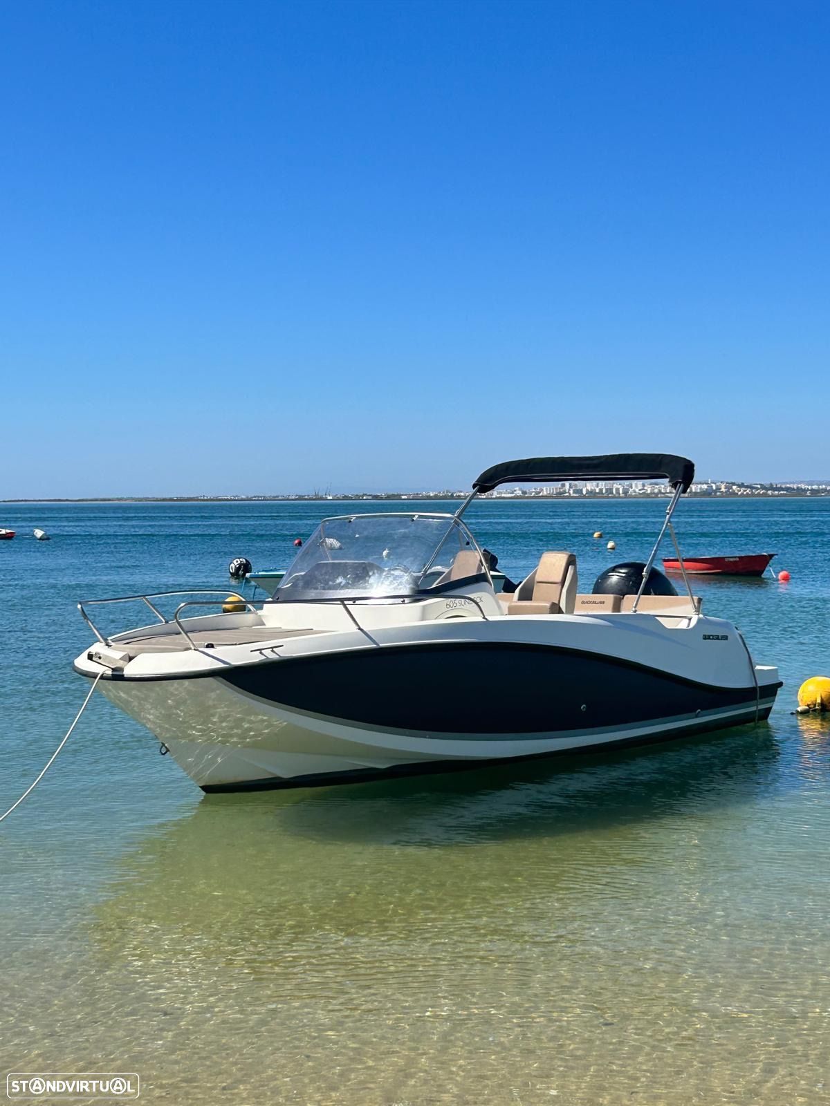 Quicksilver 605 Sundeck - 1