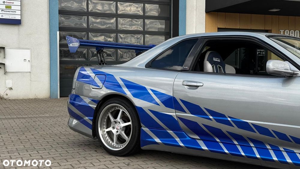 Nissan Skyline - 18