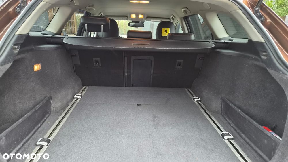 Toyota Avensis 2.0 Premium MS - 15