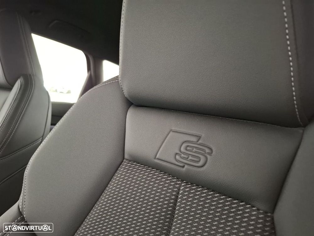 Audi Q4 e-tron 45 82 kWh SE Business - 15