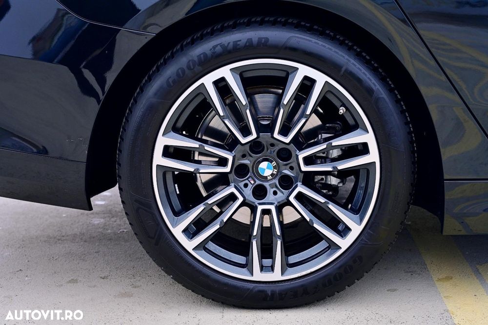 BMW Seria 5 520i AT MHEV - 10