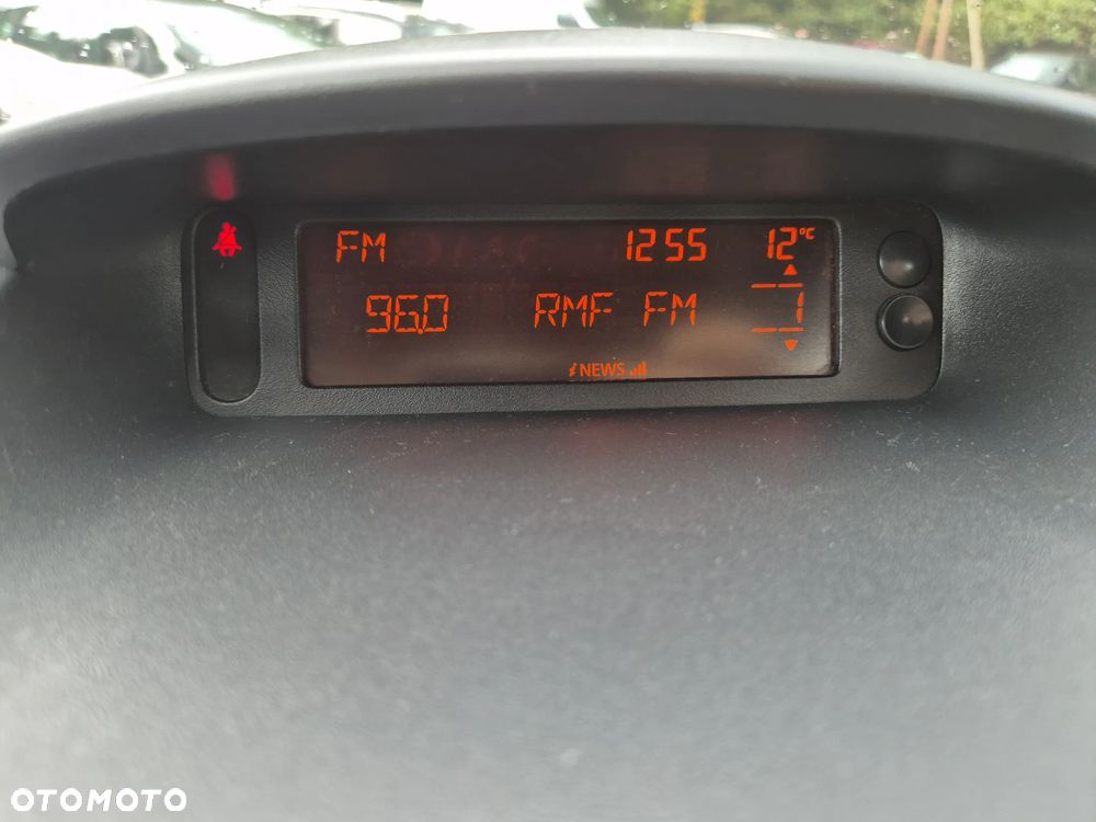 Renault Clio 1.5 dCi 75 Expression - 20