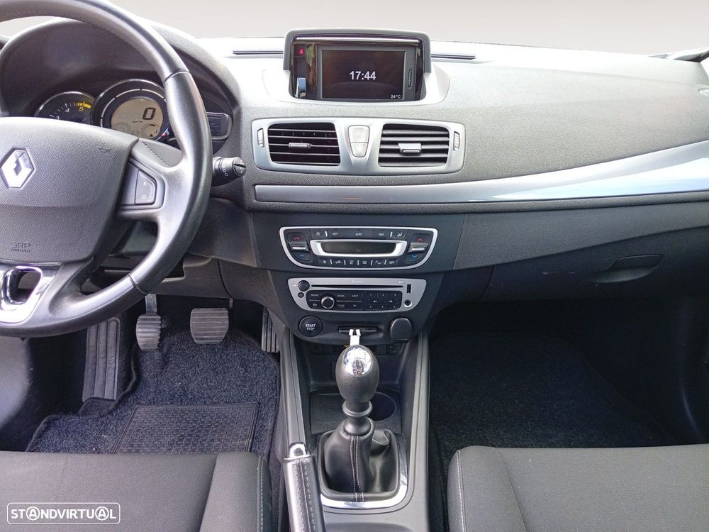 Renault Mégane Sport Tourer 1.5 dCi Limited - 11