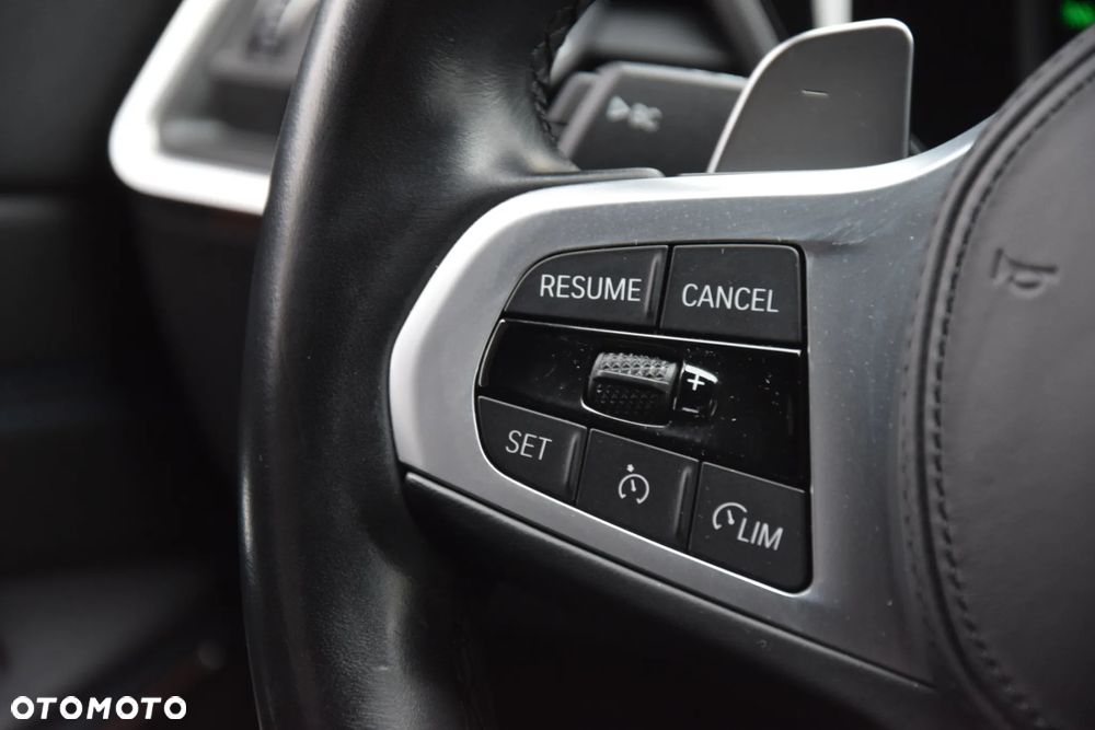 BMW Seria 3 320d xDrive Edition M Sport Shadow - 20