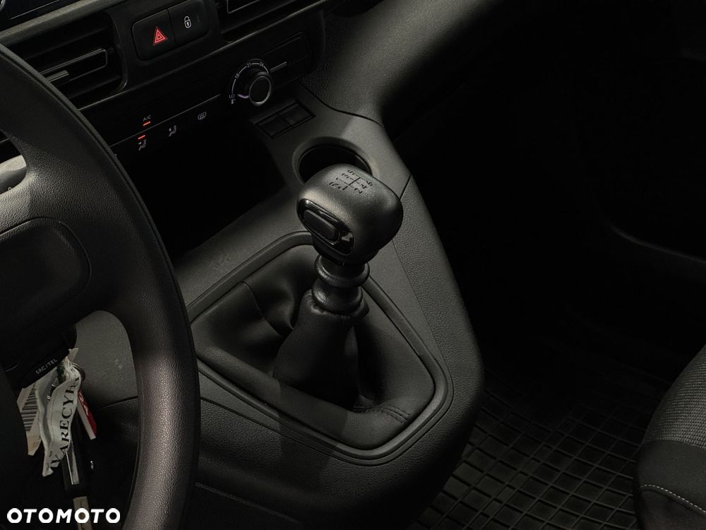 Toyota Proace City Verso 1.5 D-4D Business - 11