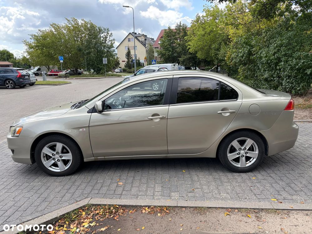 Mitsubishi Lancer 2.0 DID Instyle - 6