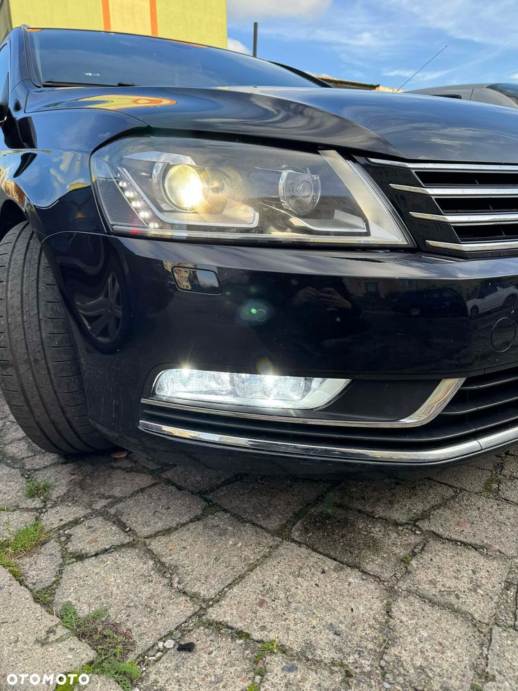 Volkswagen Passat 1.6 TDI DPF BlueMot Comfortline - 29