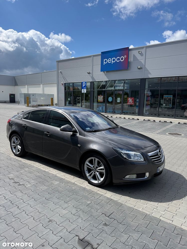 Opel Insignia 2.0 T Cosmo - 3