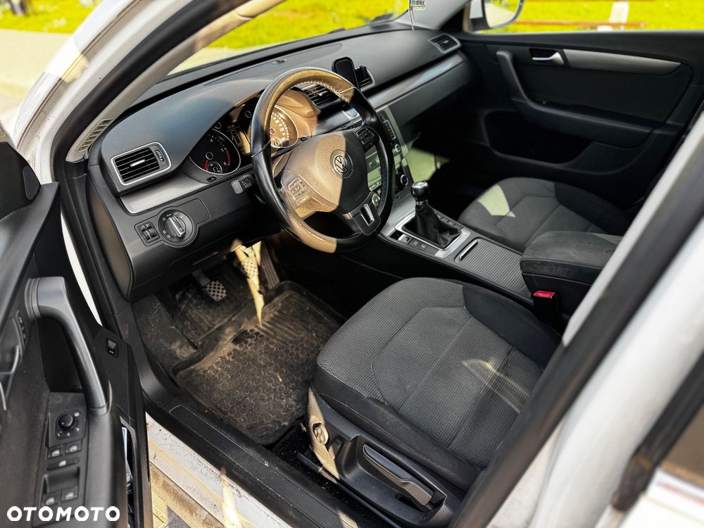 Volkswagen Passat 2.0 TDI DPF Comfortline - 7
